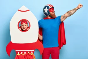 Papá e hijo celebran el Día del Padre